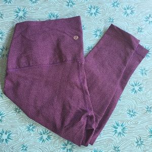 LULULEMON Size 8 Purple Herringbone pant